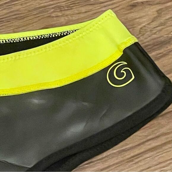 GlideSoul Neoprene Black and Neon Yellow Bikini Bottom Size Small - Picture 2 of 9